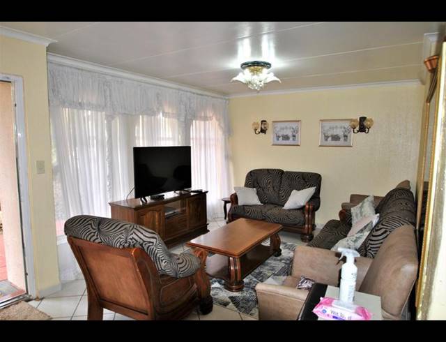 3 BEDROOM HOUSE FOR SALE IN DALPARK